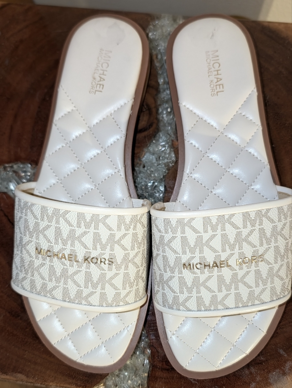 Michael Kors Felicia Flat Slide MK Signature Logo Print in Vanilla - Picture 7 of 13